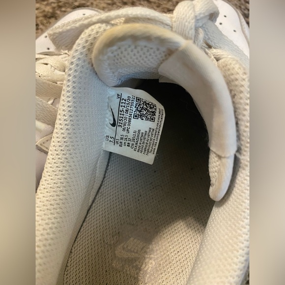 Nike AirForce Ones White - 7.5 Women’s - Picture 2 of 4